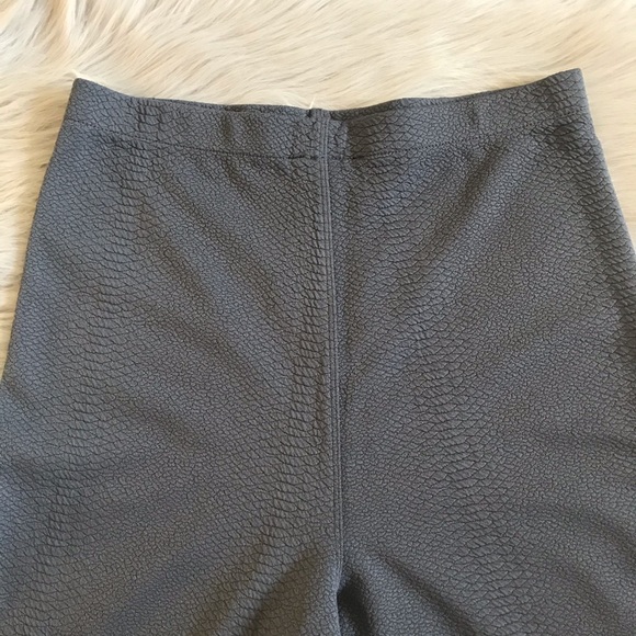 NWT Express Snakeskin Leggings - Picture 3 of 5